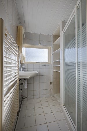 Medium property photo - Professor van der Waalslaan 16, 2251 GH Voorschoten